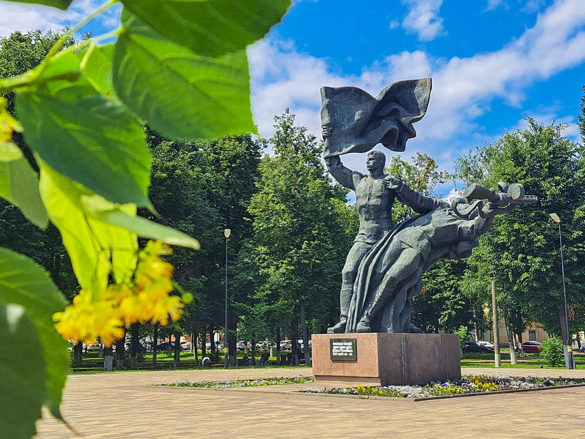 Миниатюра: Парк Победы в Орле - фото места