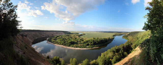 Вид на урочище Кривоборье и изгиб Дона