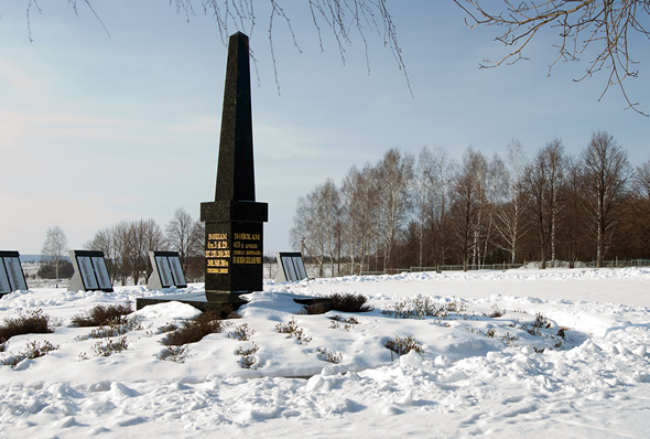 Воинский мемориал в селе Вяжи
